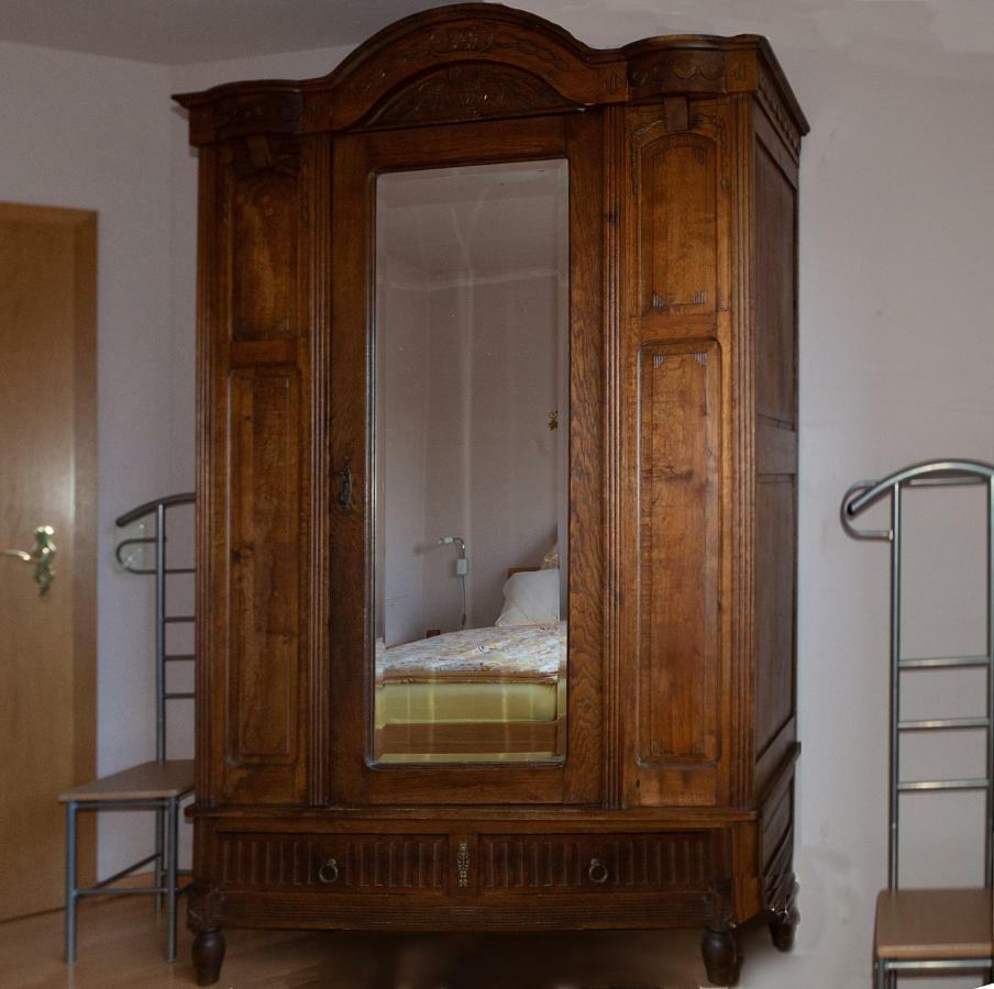 Ferienwohnung Unter Dem Schwalbennest Wachenheim an der Weinstraße Exterior foto